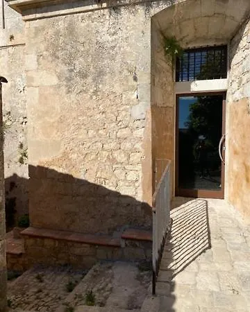 Etico La Casa Di Toti