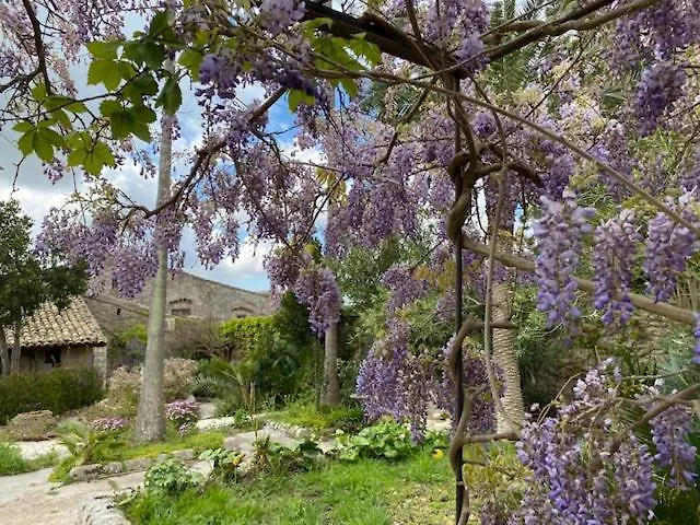 Bed & Breakfast Etico La Casa Di Toti 3*